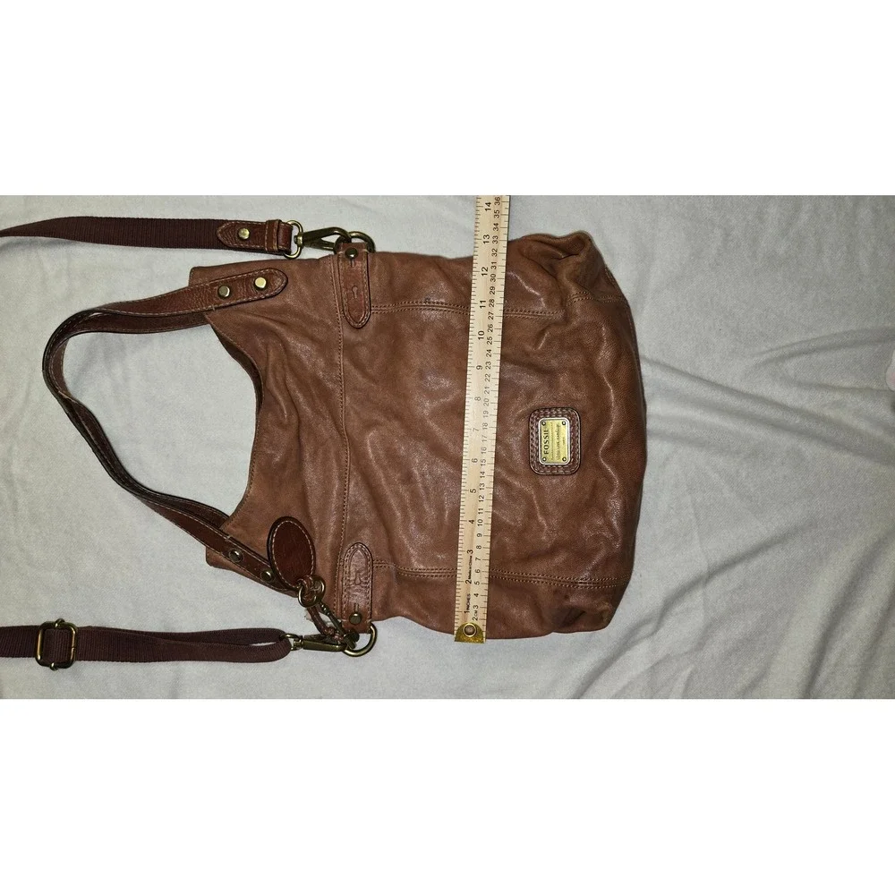Fossil Long Live Vintage Brown Leather Hobo Crossbody Bag Cognac Brass Hardware